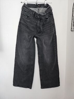 Quince Women's Wide Leg Flare Jeans in Washed Charcoal Black